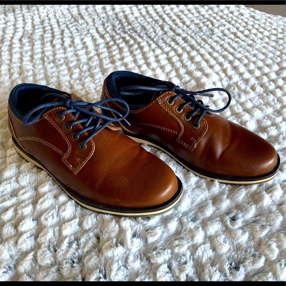 Brown (man made) leather boys shoes